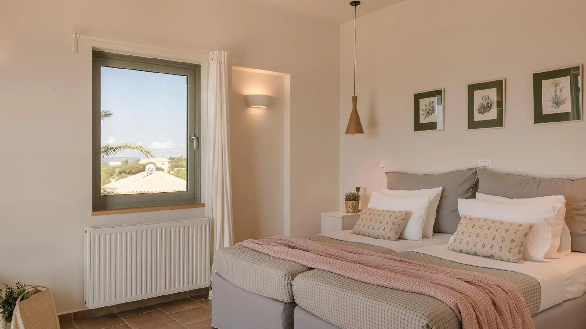 Absolute Villa By Stylish Stays Livathos