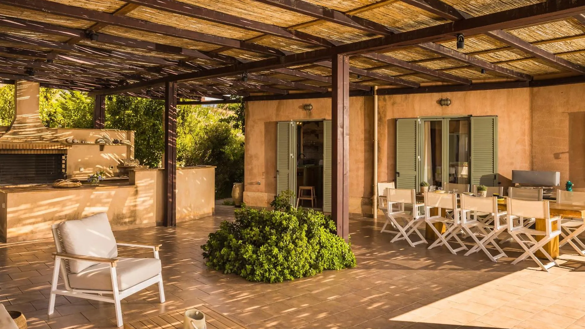 Absolute Villa By Stylish Stays Livathos