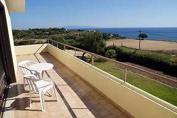 Absolute Villa By Stylish Stays Livathos